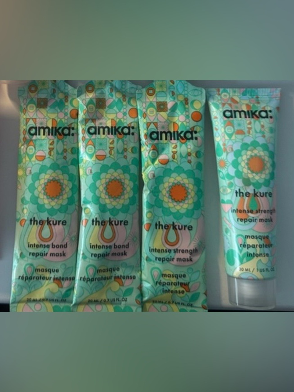 AMIKA The Kure Repair Hair Care Travel Set